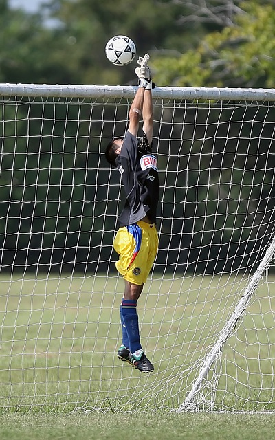 射门直挂球 射门直挂球